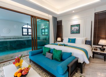 The Siri Crystal Pool Suite